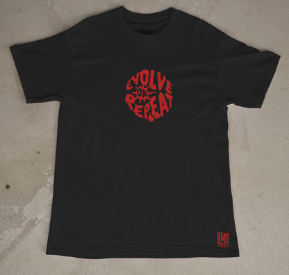 CAMISETA - EVOLVE OR REPEAT